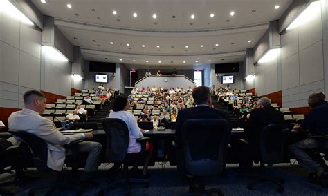 U.S. NWC opens Russia Maritime Studies Institute .